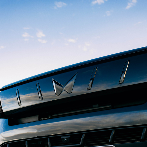 2026 Mahindra Motors XUV 3XO Black Anniversary Edition Exterior